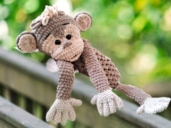 Crochet Monkey Pyjama Bag3