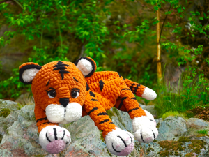 Crochet Tiger Pyjama Bag1